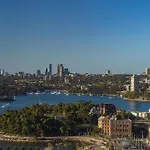 Sydney Cbd Modern Apt With Pool Gym 10Ppl