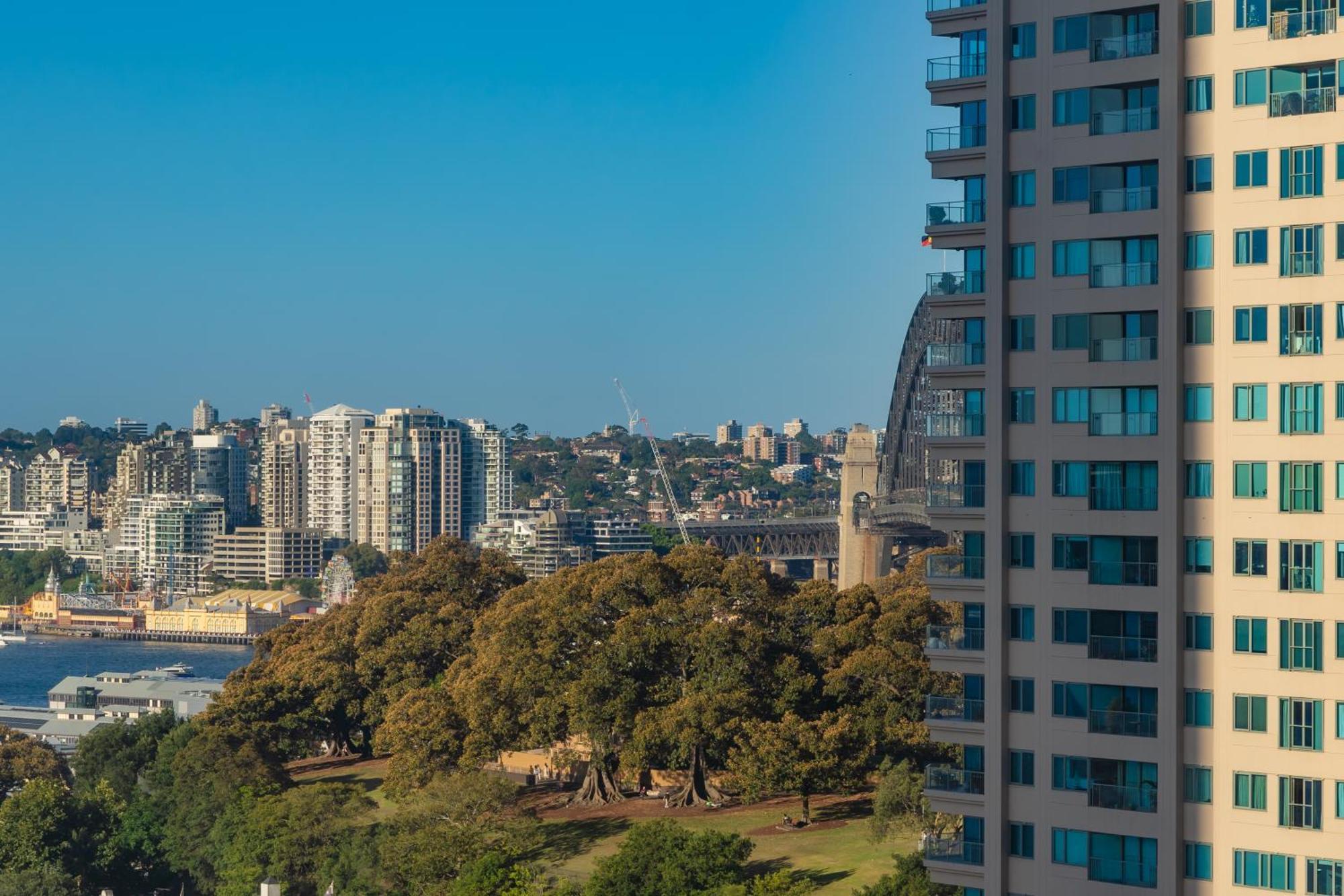 Cbd Modern With Pool Gym 10ppl Sydney
